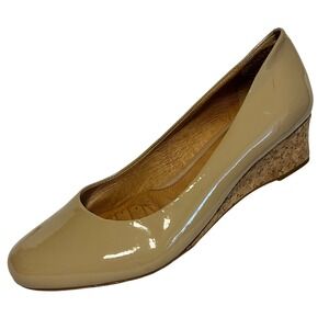 Nurture Deon Patent Leather Low Cork Wedge Slip On Shoes Size 8.5 Beige Neutral